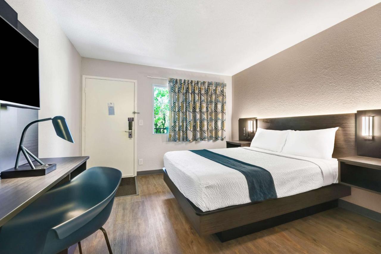 Motel 6-Issaquah, Wa - Seattle - East ภายนอก รูปภาพ