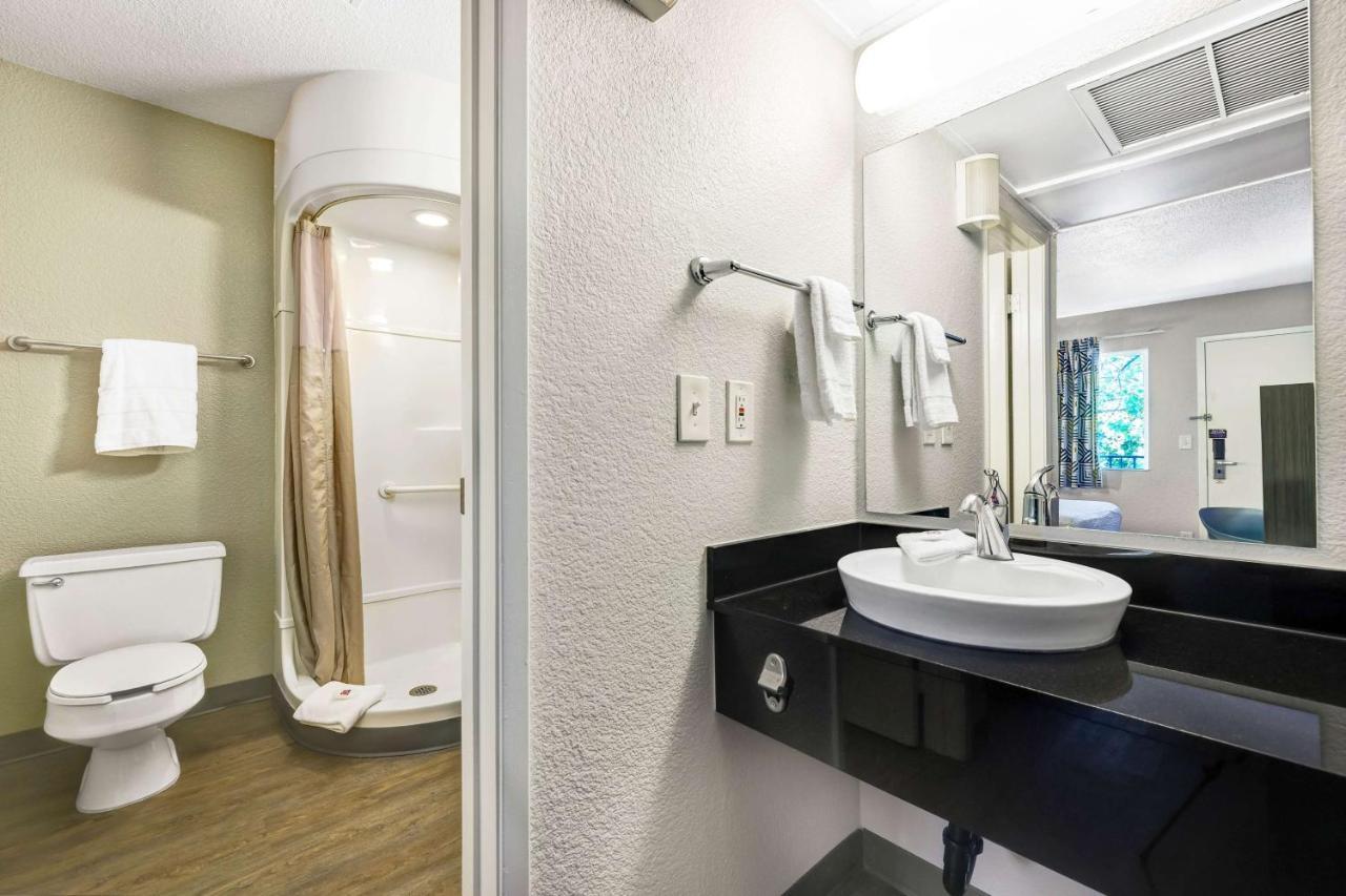 Motel 6-Issaquah, Wa - Seattle - East ภายนอก รูปภาพ