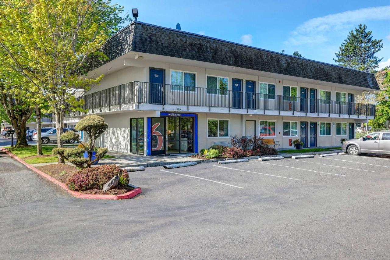 Motel 6-Issaquah, Wa - Seattle - East ภายนอก รูปภาพ
