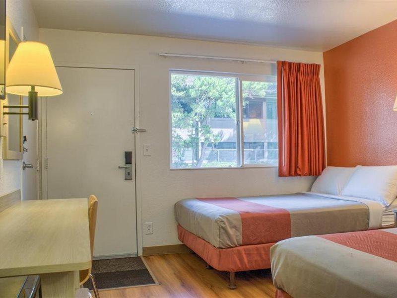 Motel 6-Issaquah, Wa - Seattle - East ภายนอก รูปภาพ