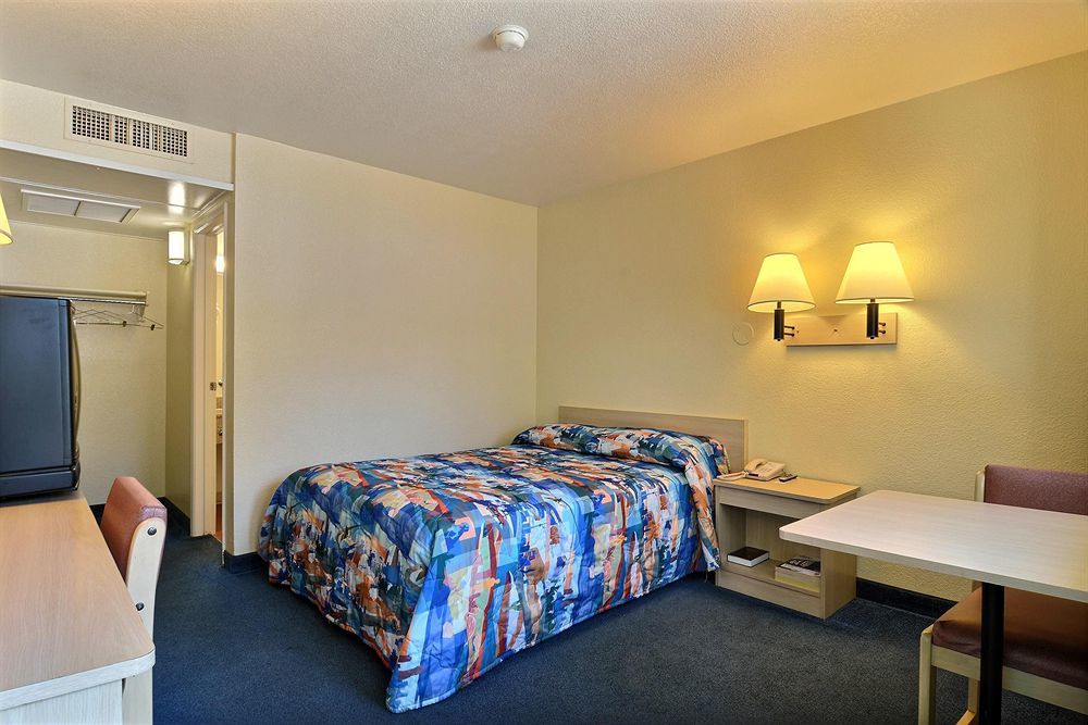 Motel 6-Issaquah, Wa - Seattle - East ภายนอก รูปภาพ