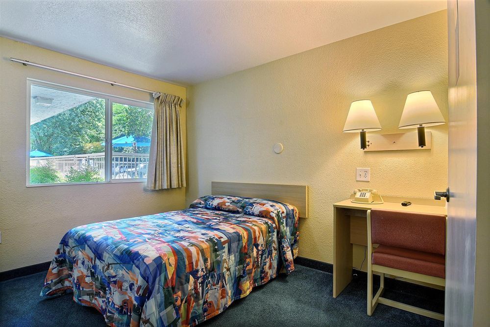 Motel 6-Issaquah, Wa - Seattle - East ภายนอก รูปภาพ
